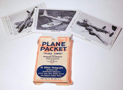 A small packet of flashcards with images of aircraft silhouettes on the front.